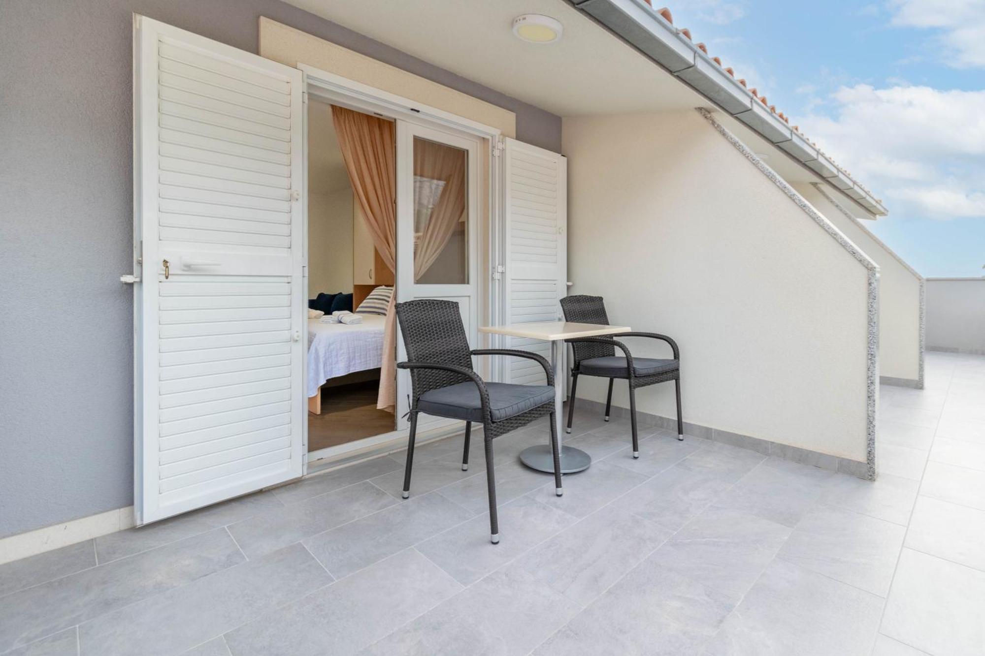 Studio Apartmani Dora Μακάρσκα Εξωτερικό φωτογραφία