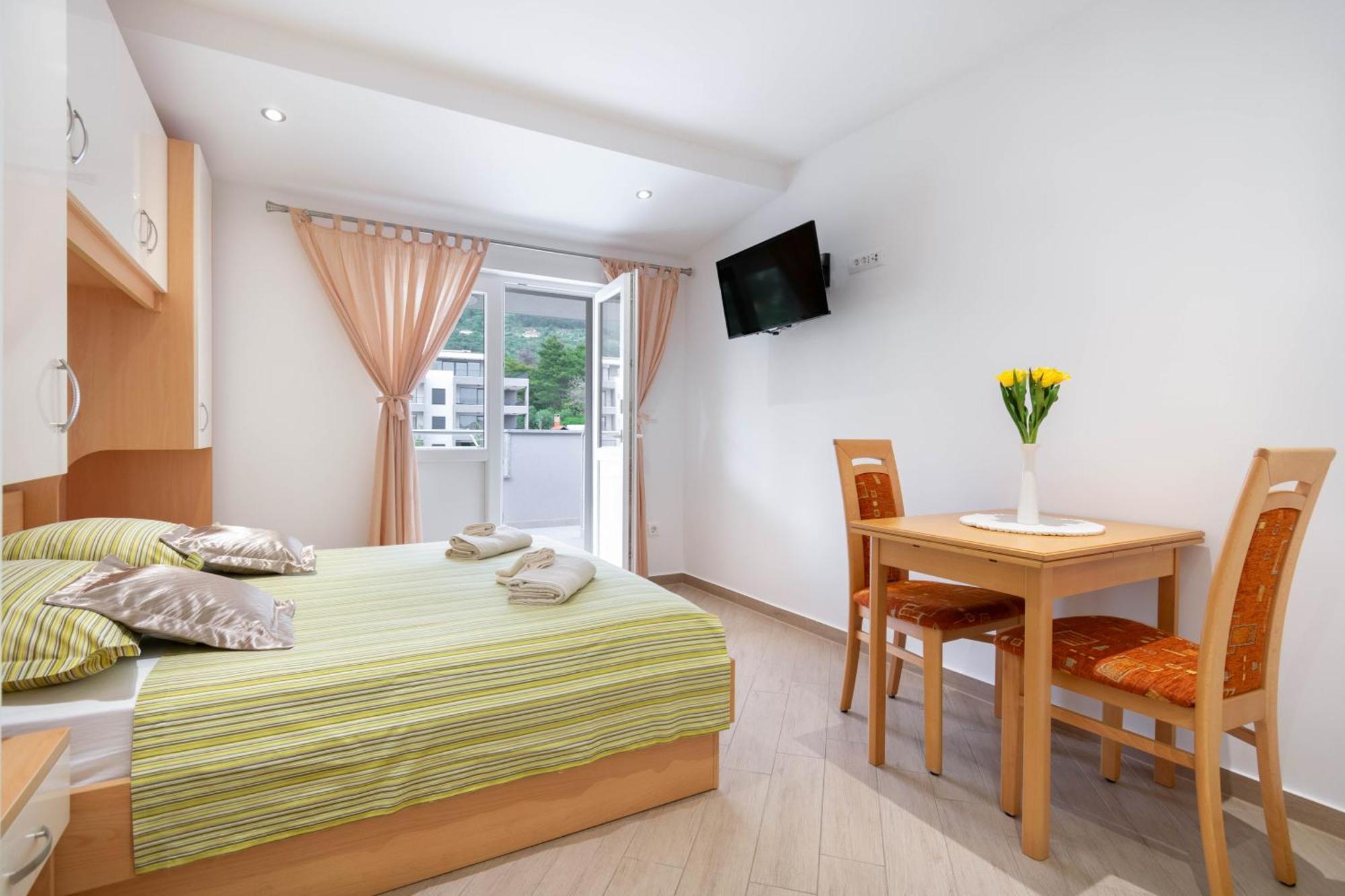 Studio Apartmani Dora Μακάρσκα Εξωτερικό φωτογραφία