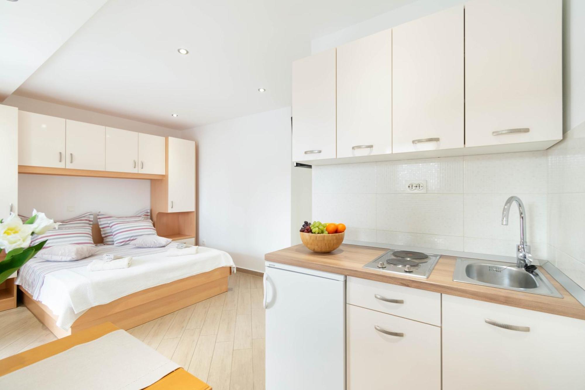 Studio Apartmani Dora Μακάρσκα Εξωτερικό φωτογραφία